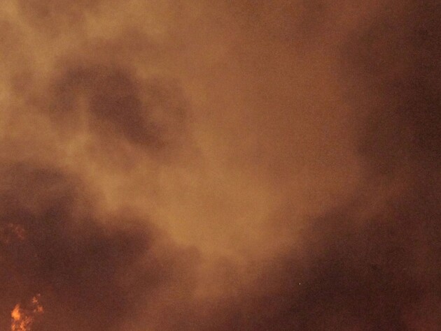 РФ атаковала дронами Одессу. Есть погибший, в городе горит ЖК. Видео