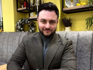 Сплетник Беспалов скрыл геолокацию своей Instagram-страницы и сделал заявление о внезапном исчезновении 