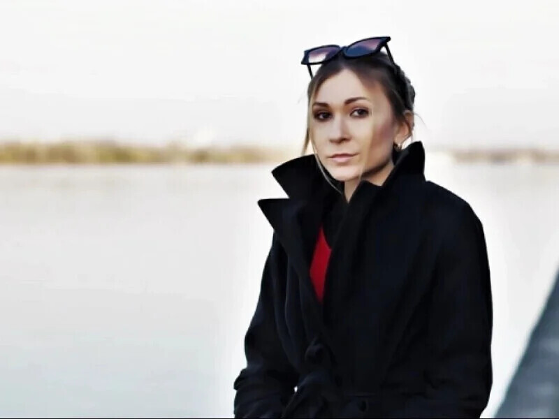 "Зірвала плафон і порізала вени". Нові подробиці про катування журналістки Рощиної в РФ