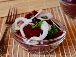 Если добавите это к свекле – получится вкусный салат на каждый день. Рецепт