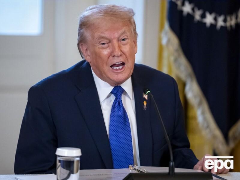 Трамп ще у 2000-х заявляв поліції, що "всі знали" про злочини Епштейна – ЗМІ