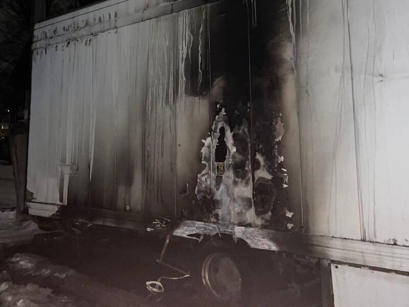 "Вчиняв підпали заради розваги". Поліція Києва затримала підозрюваного в пошкодженні двох автомобілів