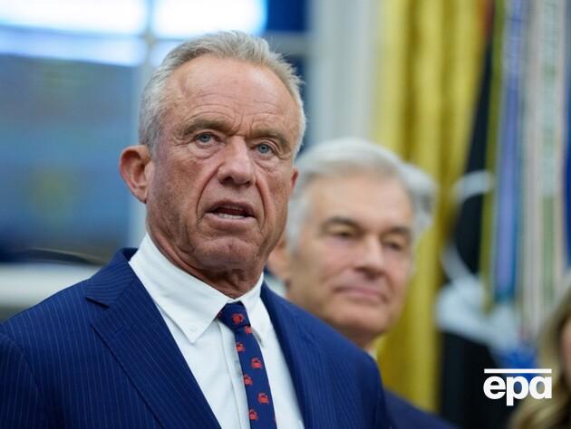 Міністр охорони здоров'я США: Я не боюся мікробів, раніше я нюхав кокаїн із сидінь унітазів