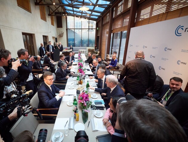 Рубіо пропустив зустріч щодо України, на якій були Зеленський і лідери ЄС. Його неучасть назвали "божевільною"