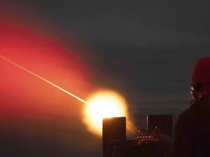 США застосували секретні лазери, сплутавши кульки із дронами мексиканських картелів – WSJ