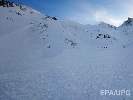 В Госслужбе по ЧС предупредили об опасности схождения лавин в Карпатах
