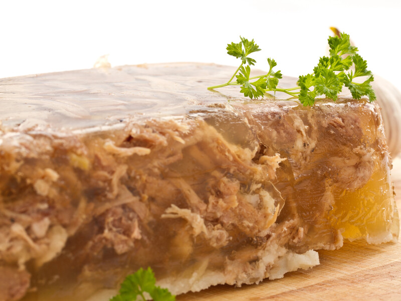 Холодець за цим рецептом гарантовано застигне й буде дуже смачним. Рецепт без зайвого клопоту