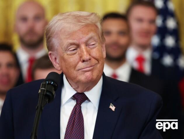 В США могут создать новый официальный портрет Трампа, потому что тот не представляет его полную президентскую историю