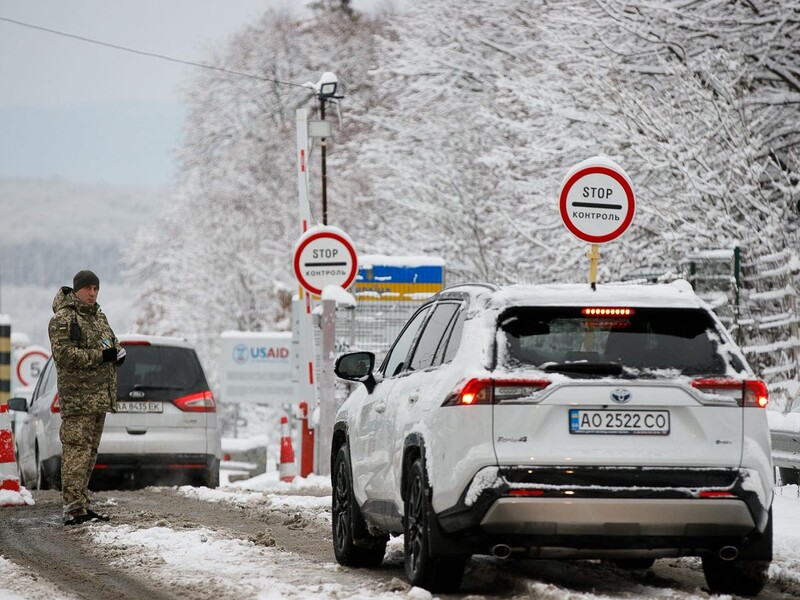 Выезд из Украины в Румынию с 16 февраля будет временно ограничен – Госпогранслужба