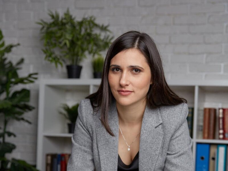 Нардепка Янченко за три роки після розлучення показала нового коханого. Хто він