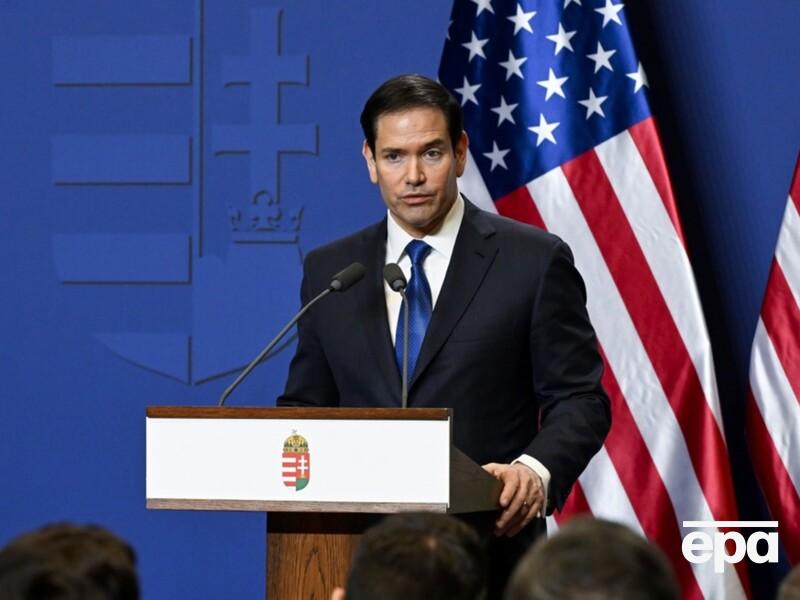 "Можу лише здогадуватися". Рубіо здивований, що світ "не аплодує" зусиллям Трампа щодо миру в Україні
