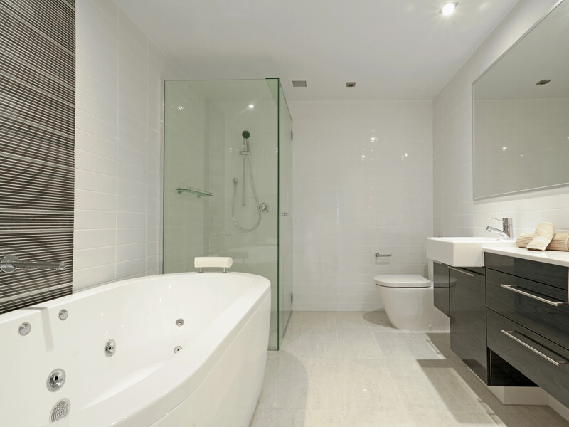 Семь привычек людей, у которых всегда чисто в ванной комнате. Правила, которые сэкономят кучу времени