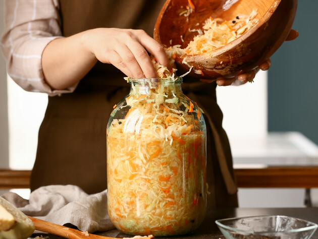 Додайте у розсіл саме стільки солі – і квашена капуста гарантовано вийде смачною. Надійний рецепт