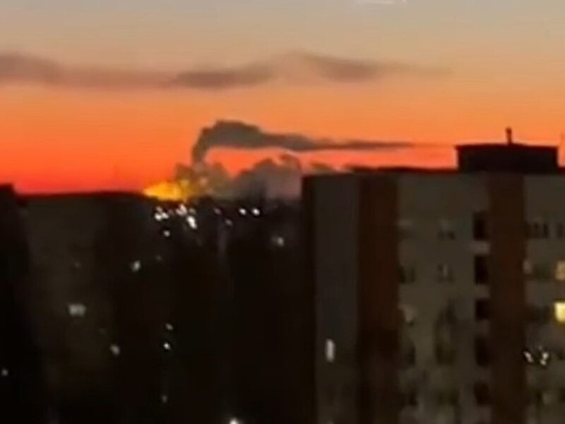 Чувашию несколько раз атаковали дроны. Под ударом мог быть завод, производящий антенны для Shahed. Видео