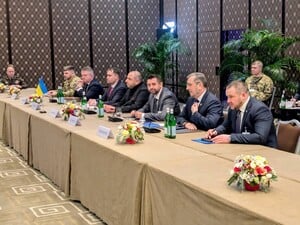 Перший день тристоронніх переговорів у Женеві завершено. Умєров підбив підсумки