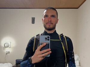 На Олімпіаді в Італії всім спортсменам подарували телефони, а росіянам – шампунь і зубну пасту