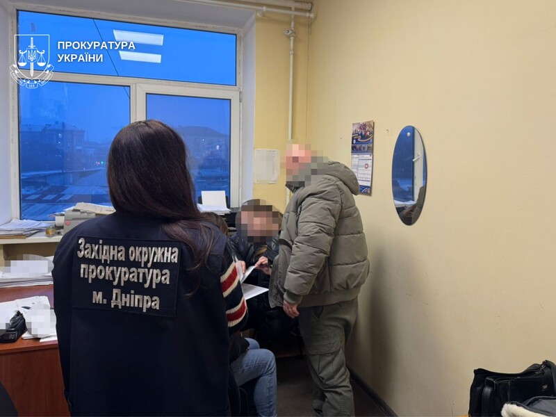 У Дніпрі лікарі прооперували дитині здорову руку замість зламаної – прокуратура 