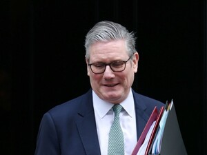 Стармер за кілька годин до затриманння молодшого брата короля Великобританії заявив, що 