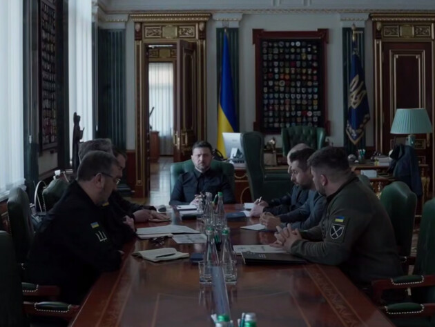 Зеленский о переговорах в Женеве: Реальные возможности завершить войну достойно остаются