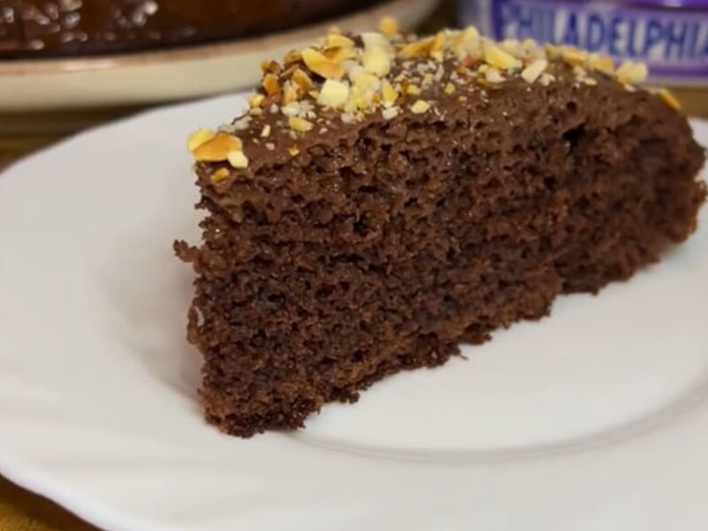 Приготовьте за 25 минут торт на сковороде. Простой рецепт из обычных продуктов