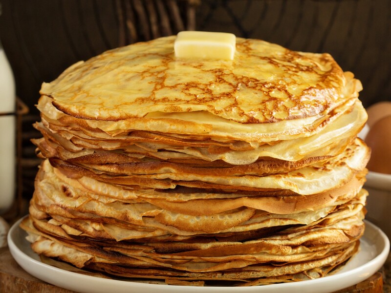 Если добавить это в тесто – получатся невероятно тонкие и вкусные ажурные блины. Быстрый рецепт