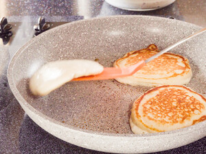 Оладки тонкі й не апетитні? Три правила, завдяки яким вони гарантовано будуть пишними