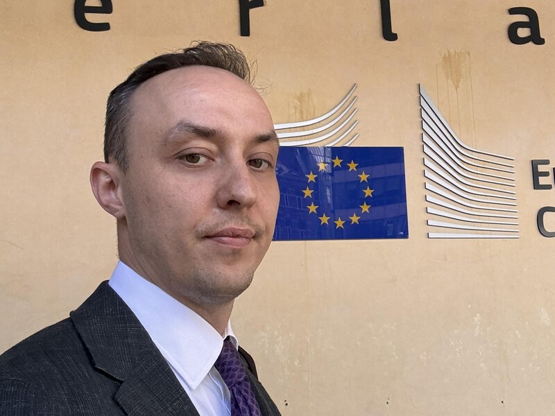 "Вирішили пограти в політичні ігри". Власюк розповів, які країни блокують 20-й пакет санкцій проти РФ