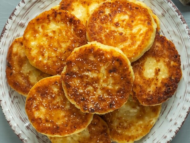 Якщо хочете отримати ніжні й смачні сирники – обов'язково додайте це. Перевірений рецепт