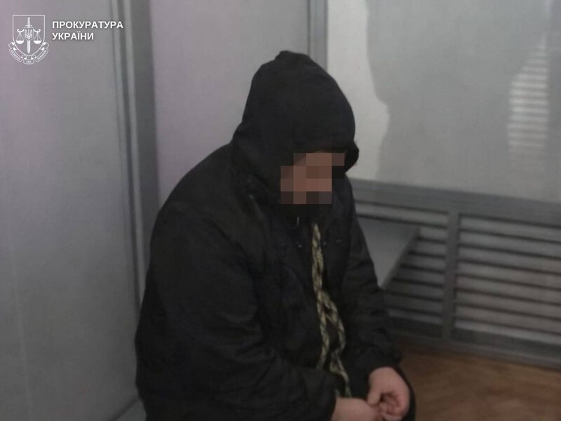 "Не знала, що було в пакеті". Підозрювану в теракті в центрі Львова взяли під варту