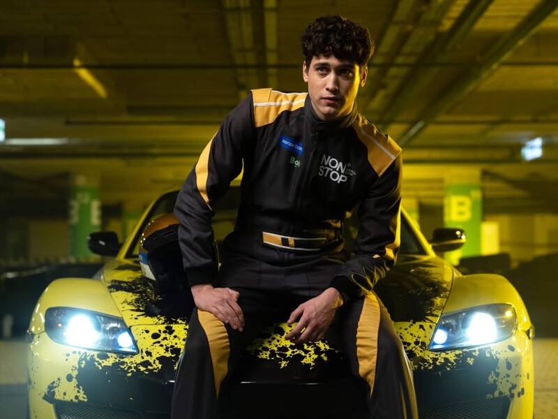 Червона доріжка й зіркові гості. Команда фільму 