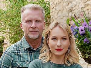 Дружина Мухарського відповіла тим, хто хейтить її за встановлену протизаплідну спіраль