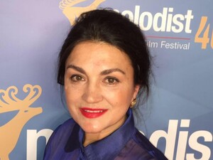 Війна із сестрою, проблеми з донькою і зйомки із Зеленським. Найцікавіше про Наталію Сумську