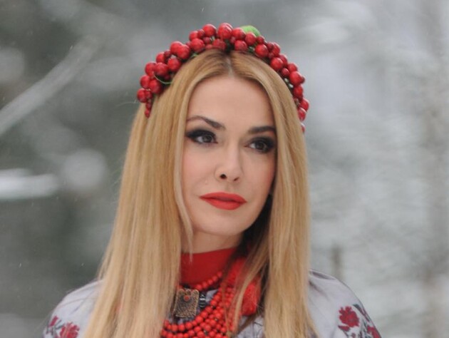 59-річна Ольга Сумська поскаржилася, що через особливості фігури не може купити одяг