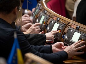 Рада ухвалила законопроєкт про соцзахист військових. Що він дає?