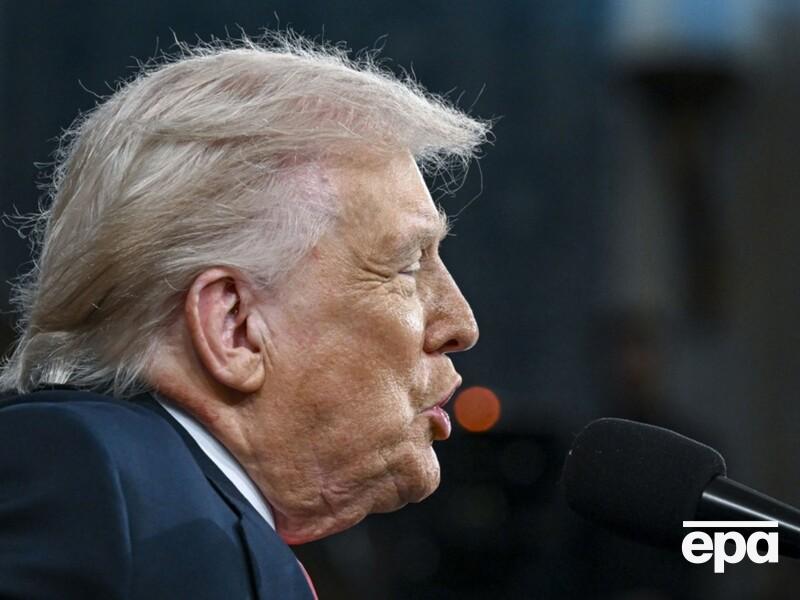 Соратник Трампа насмешил неправдоподобными подробностями о 