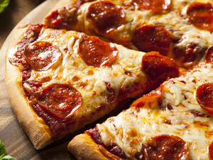 Щоб піца вийшла ідеальною, обов'язково приготуйте саме таке тісто. Швидко, смачно, просто