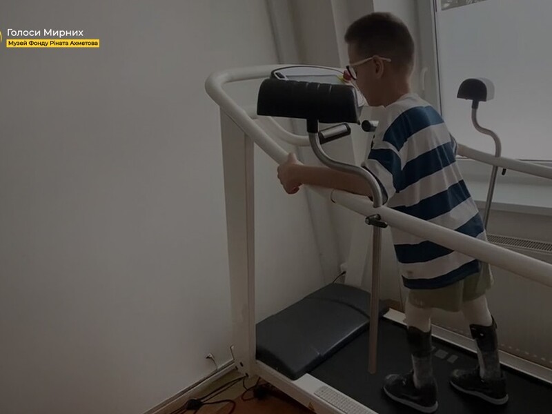 "Син може ходити. Це диво". Катерина з Миколаєва поділилася історією сімʼї з Музеєм "Голоси Мирних"