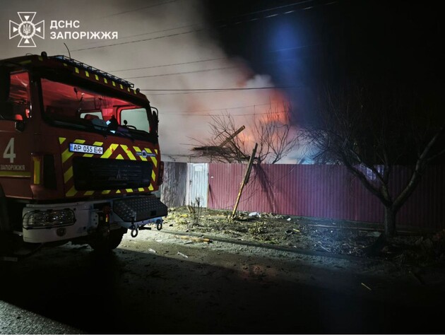 Армия РФ массированно ударила по Запорожскому району, среди пострадавших – подросток