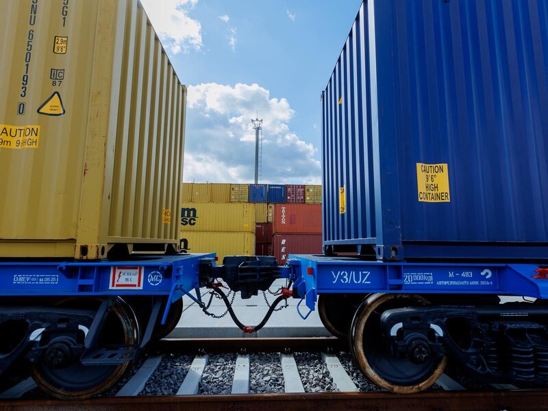 Вантажні залізничні перевезення в Україні генерують прибуток, завдяки якому утримують пасажирські – Федерація металургів України