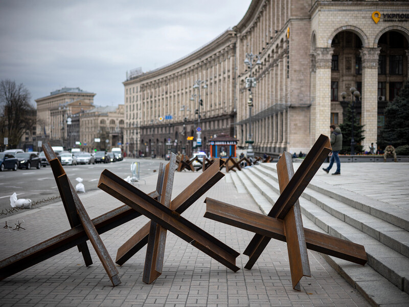 "Їжаки й бетонні блоки". Офіцер ЗСУ розповів про допомогу Влади Молчанової в обороні Києва 2022 року