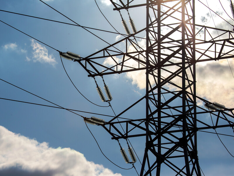 "Укренерго" попередила про розсилання фейкових листів від шахраїв із "графіками відключень світла"