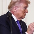 Трамп прервал речь о войне с Ираном, чтобы обсудить занавески в Белом доме. Что это может значить