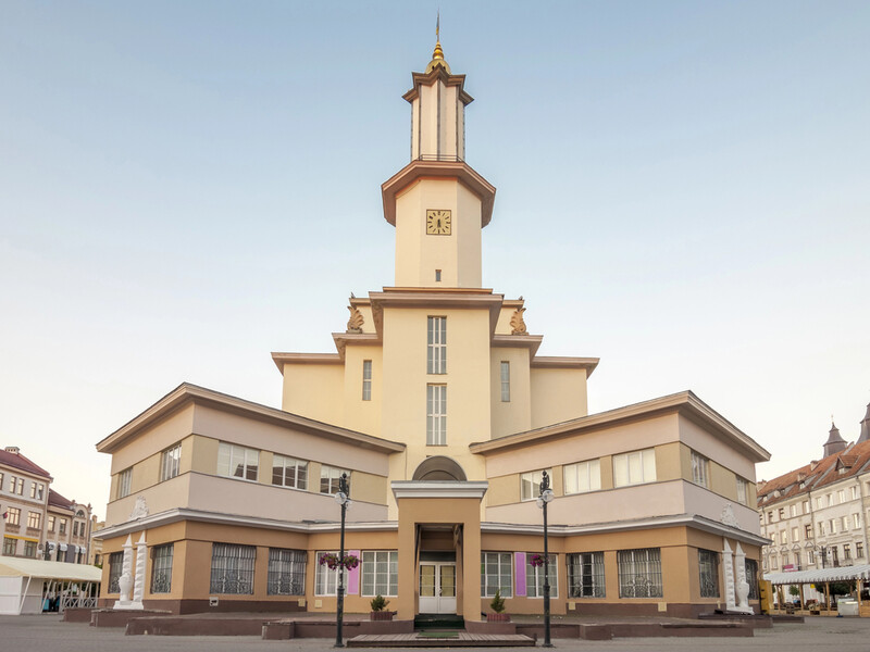 Компанія родичів заступника голови Івано-Франківської ОДА збільшує доходи від держтендерів – "Фраза"