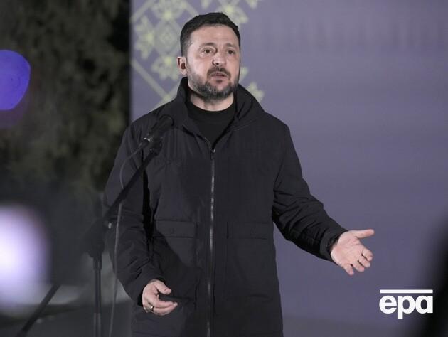 Зеленський: Ми відчуваємо на деяких напрямках слабкість росіян