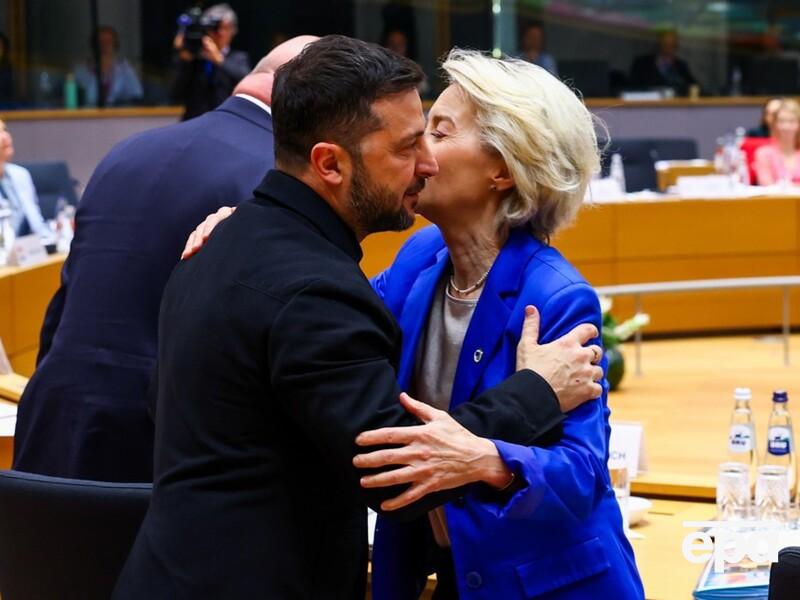 Низка країн чинить опір прискореному вступу України в ЄС. Reuters назвало причини