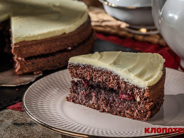 Цей смачний пиріг готується без граму борошна. Рецепт від Клопотенка та загиблої українки