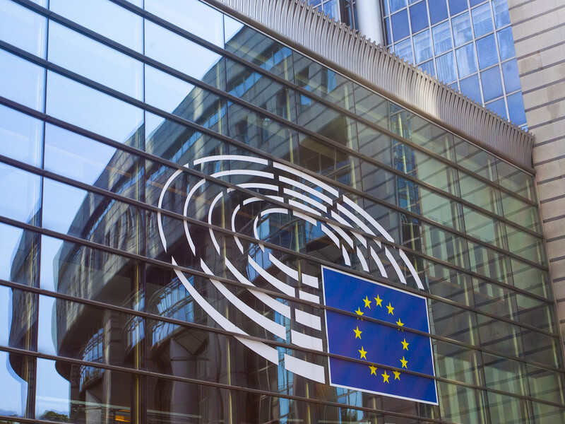 ЄС долучається до гонки за нову індустріалізацію й готує закон про акселератори – GMK Center