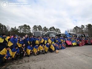 Другий день обміну. З російського полону повернулося ще 302 українці. Фото