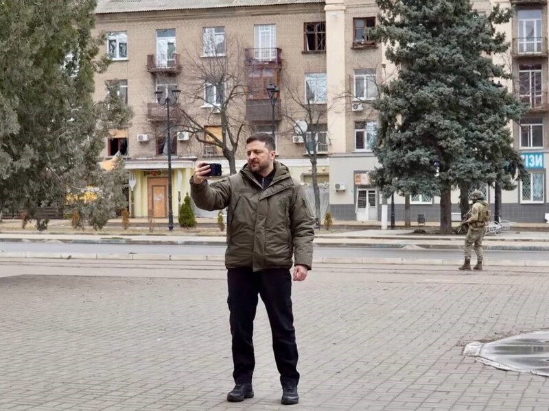 "Зло нужно останавливать". Зеленский посетил Донецкую область. Фото, видео