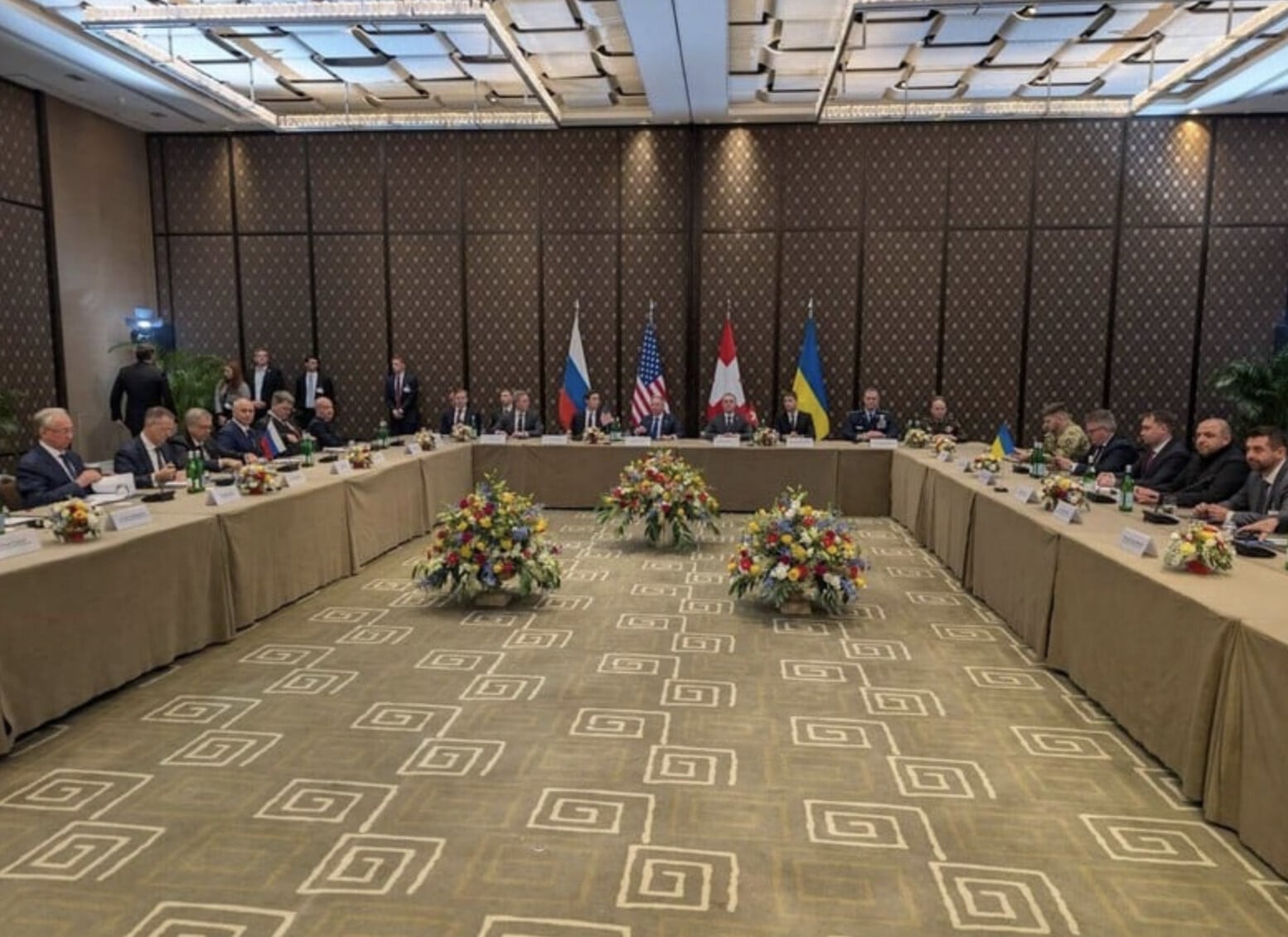 Новый раунд переговоров Украина – США – Россия планируют на следующую неделю – СМИ